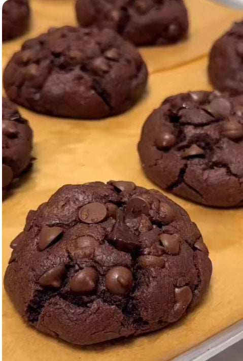 Double Chocolate Chip Cookie